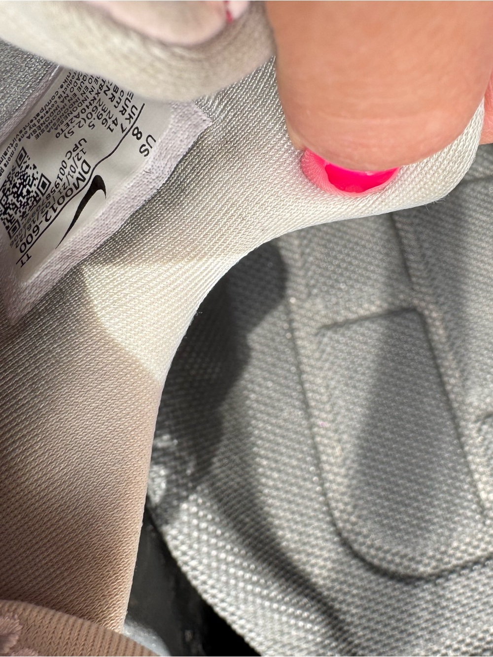 Nike White Sneakers with Pink Accent - Picture 5 of 6
